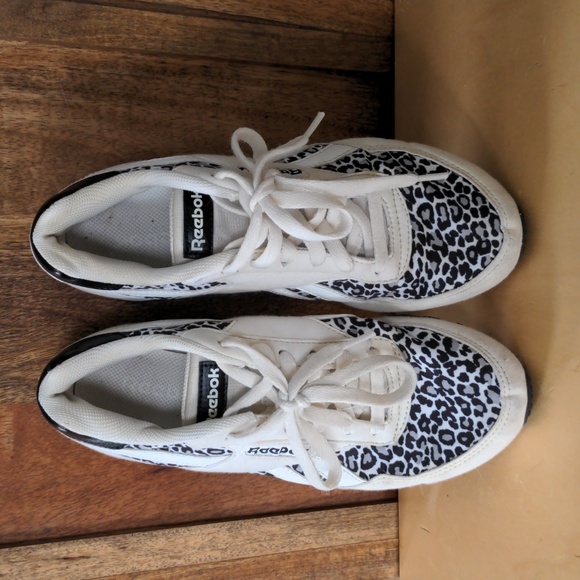 Reebok 7.5 shoe - Picture 2 of 8